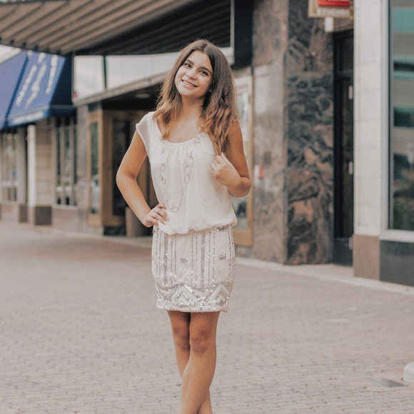 Meet your Posher, Brielle - Picture 5 of 6